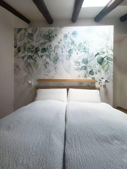 Loving My Rooms 1 - Deliziosa Mansarda In Centro Гориция Экстерьер фото